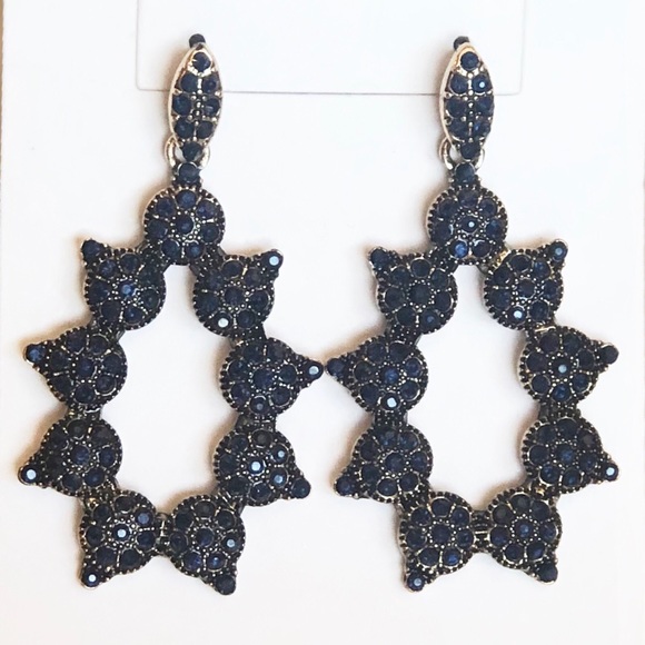 Jewelry - Blue Crystal Drop Down Earrings